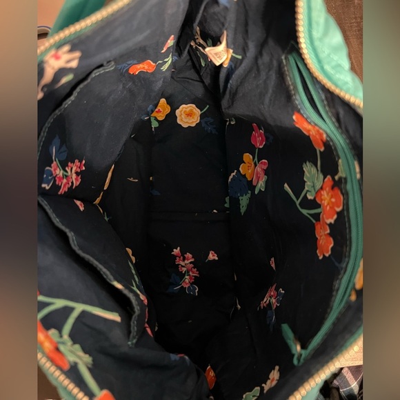 Vera Bradley Vivian Hobo Bag and Matching Wallet - Picture 5 of 8